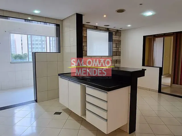 Apartamento 4 quartos e 3 banheiros, à venda, no bairro Nazaré em Belém