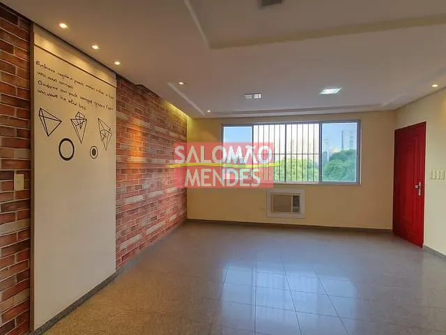 Apartamento 4 quartos e 3 banheiros, à venda, no bairro Nazaré em Belém