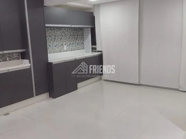 Apartamento com 102m² 2 quartos e 1 banheiro, à venda, no bairro Parque São Jorge em São Paulo