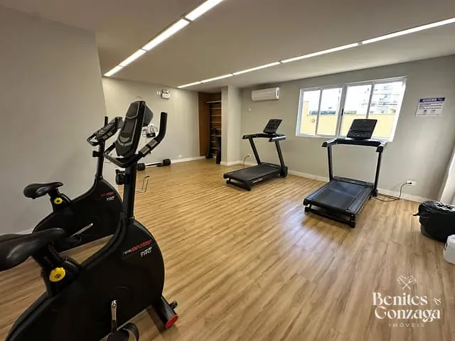 Apartamento com 52m² 2 quartos e 1 banheiro, à venda, no bairro Parque Industrial em Maringá