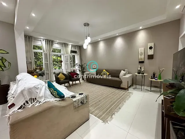 Apartamento com 167m² 4 quartos e 3 banheiros, à venda, no bairro Copacabana em Rio de Janeiro
