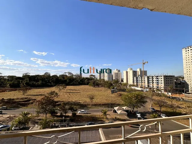 Apartamento com 74m² 3 quartos e 2 banheiros, para alugar, no bairro Goiânia 2 em Goiânia