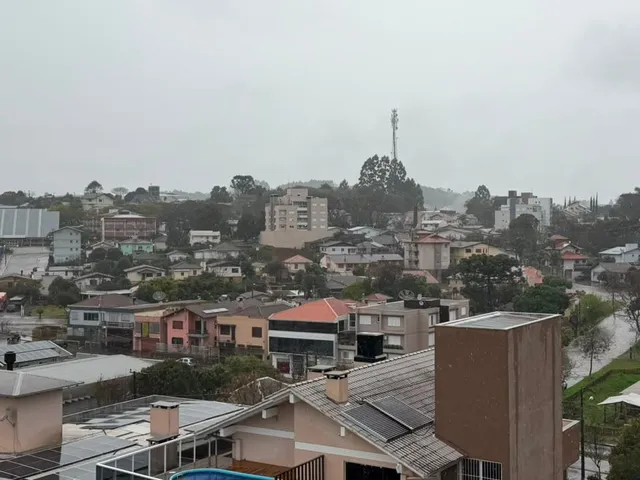 Apartamento 3 quartos e 2 banheiros, à venda, no bairro Centro em Nova Prata
