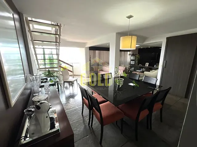 Apartamento com 200m² 4 quartos e 2 banheiros, à venda, no bairro Vila Ipiranga em Londrina