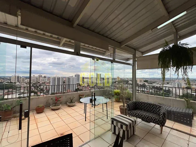 Apartamento com 200m² 4 quartos e 2 banheiros, à venda, no bairro Vila Ipiranga em Londrina