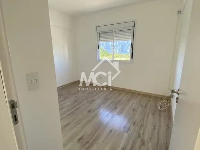 Apartamento 3 quartos e 2 banheiros, à venda, no bairro Areal em Pelotas