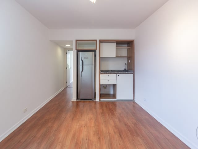 Apartamento 1 quarto e 1 banheiro, para alugar, no bairro Consolação em São Paulo