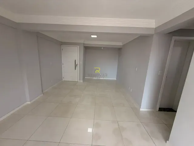 Apartamento 3 quartos e 3 banheiros, para alugar, no bairro Centro em Guarapuava