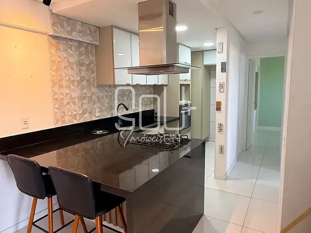 Apartamento 2 quartos e 2 banheiros, à venda, no bairro Ponta Negra em Natal