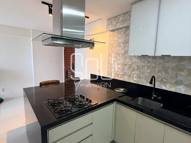 Apartamento 2 quartos e 2 banheiros, à venda, no bairro Ponta Negra em Natal