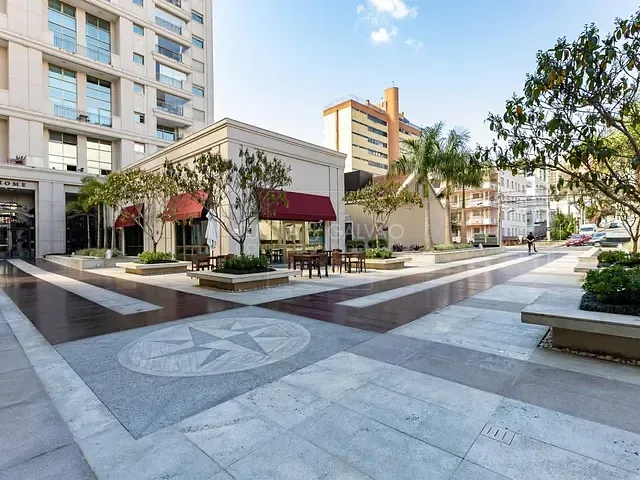 Apartamento com 73m² 1 quarto e 2 banheiros, à venda, no bairro Batel em Curitiba