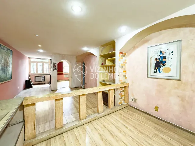 Apartamento com 120m² 3 quartos e 3 banheiros, à venda, no bairro Leme em Rio de Janeiro