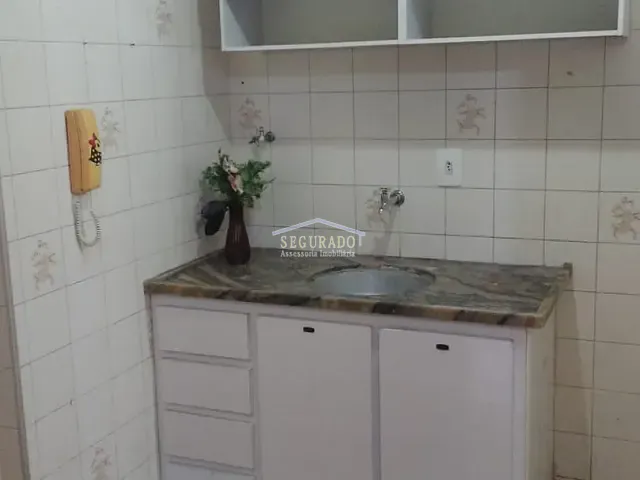 Apartamento 1 quarto e 1 banheiro, para alugar, no bairro Centro em Campinas