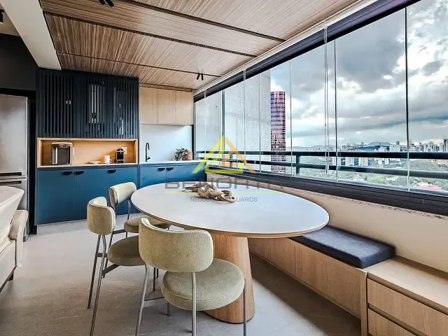 Apartamento com 71m² 2 quartos e 2 banheiros, para alugar, no bairro Pinheiros em São Paulo