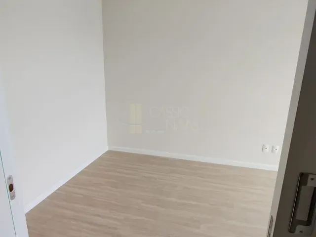Apartamento 3 quartos e 4 banheiros, à venda, no bairro Vila Feliz em Apucarana