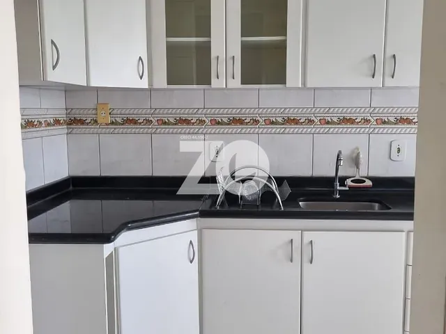 Apartamento com 70m² 3 quartos e 1 banheiro, à venda, no bairro Parque Viaduto em Bauru