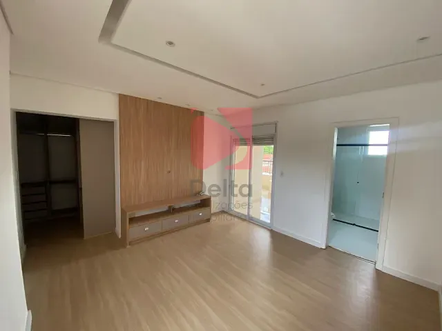 Apartamento 4 quartos e 6 banheiros, para alugar, no bairro Centro em Pirassununga