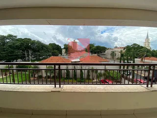 Apartamento 4 quartos e 6 banheiros, para alugar, no bairro Centro em Pirassununga