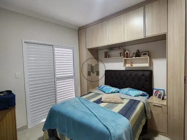Apartamento com 200m² 2 quartos e 1 banheiro, à venda, no bairro Vila Indiana em Guaratinguetá