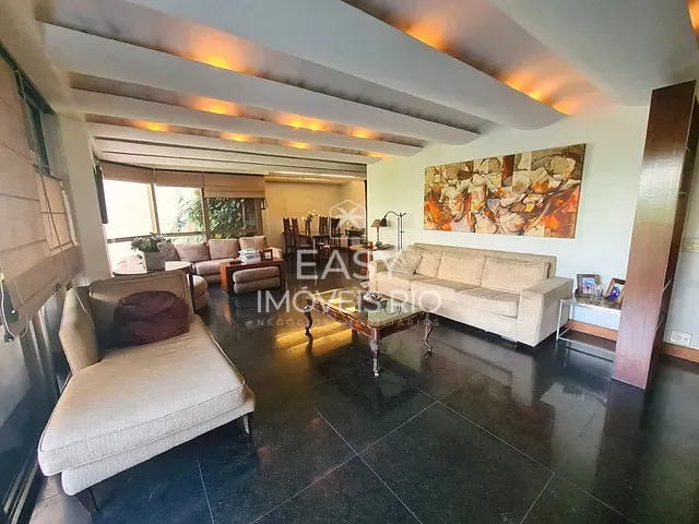 Apartamento com 191m² 4 quartos e 4 banheiros, à venda, no bairro Lagoa em Rio de Janeiro