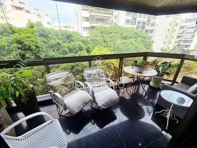 Apartamento com 191m² 4 quartos e 4 banheiros, à venda, no bairro Lagoa em Rio de Janeiro