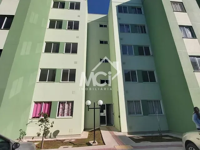 Apartamento 2 quartos e 1 banheiro, à venda, no bairro Três Vendas em Pelotas