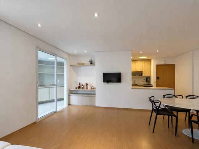 Apartamento com 10m² 2 quartos e 2 banheiros, à venda, no bairro Gleba Palhano em Londrina