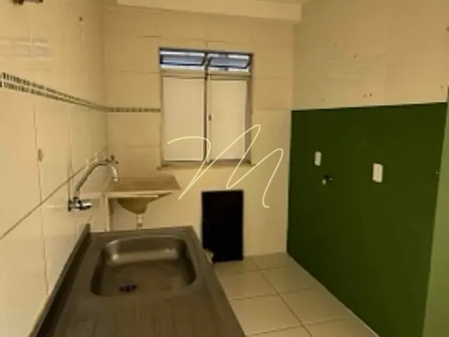 Apartamento 2 quartos e 2 banheiros, para alugar, no bairro Nossa Senhora da Vitória em Ilhéus