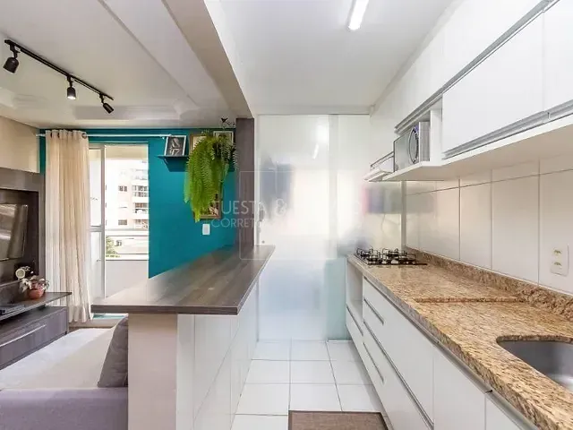 Apartamento com 49m² 2 quartos e 1 banheiro, à venda, no bairro Cristo Rei em Curitiba