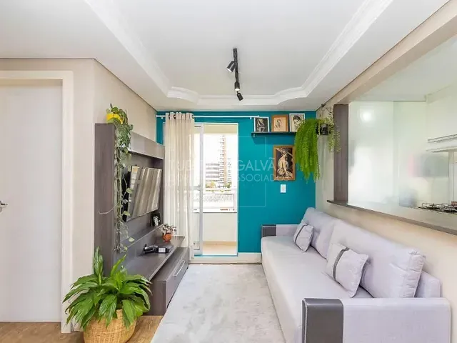 Apartamento com 49m² 2 quartos e 1 banheiro, à venda, no bairro Cristo Rei em Curitiba
