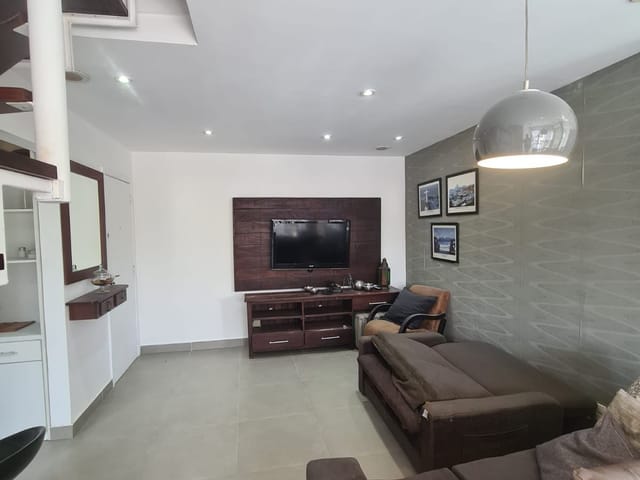 Apartamento com 70m² 2 quartos e 2 banheiros, para alugar, no bairro Barra da Tijuca em Rio de Janeiro