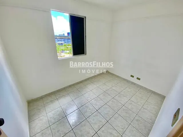 Apartamento com 60m² 3 quartos e 1 banheiro, à venda, no bairro Farolândia em Aracaju