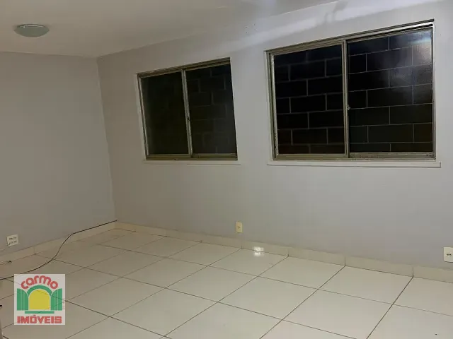 Apartamento 2 quartos e 1 banheiro, à venda, no bairro Conjunto Villa Verde em Anápolis