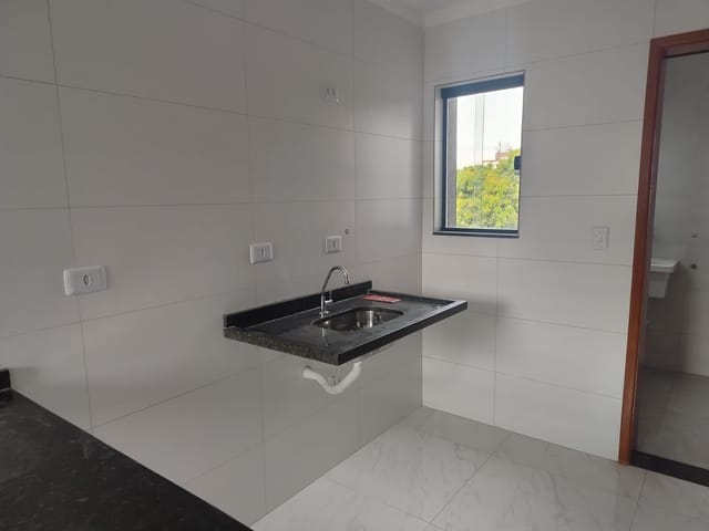 Apartamento 1 quarto e 1 banheiro, à venda ou para alugar, no bairro Vila Esperança em São Paulo