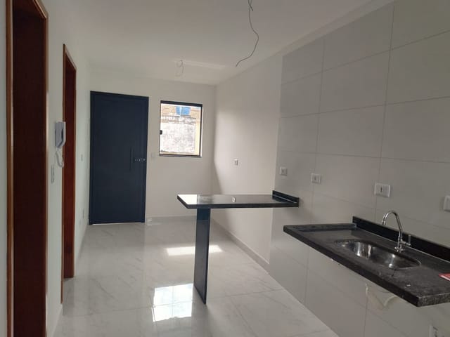 Apartamento 1 quarto e 1 banheiro, à venda ou para alugar, no bairro Vila Esperança em São Paulo