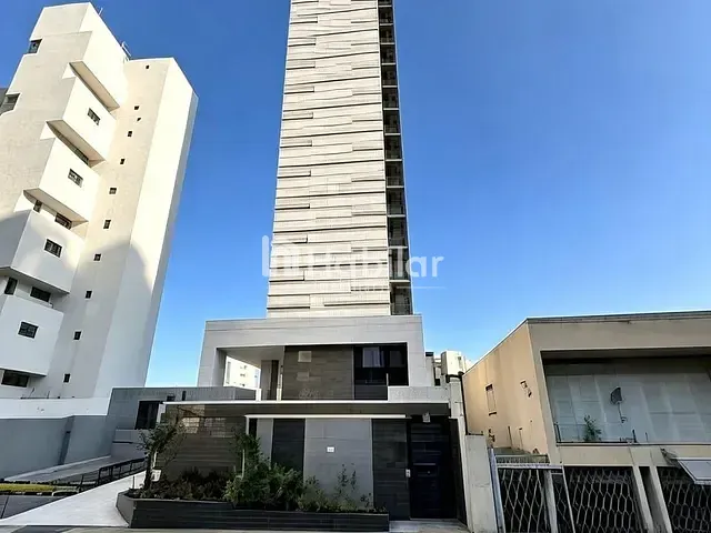 Apartamento 1 quarto e 2 banheiros, à venda, no bairro Graça em Salvador