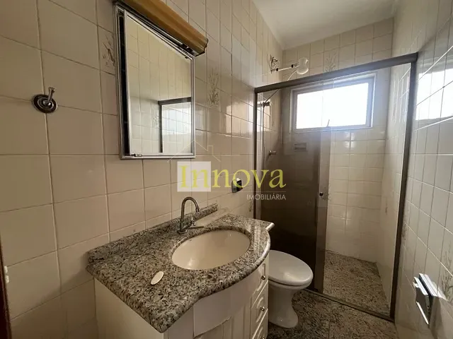 Apartamento 3 quartos e 3 banheiros, à venda ou para alugar, no bairro Parque Balneário Poiares em Caraguatatuba