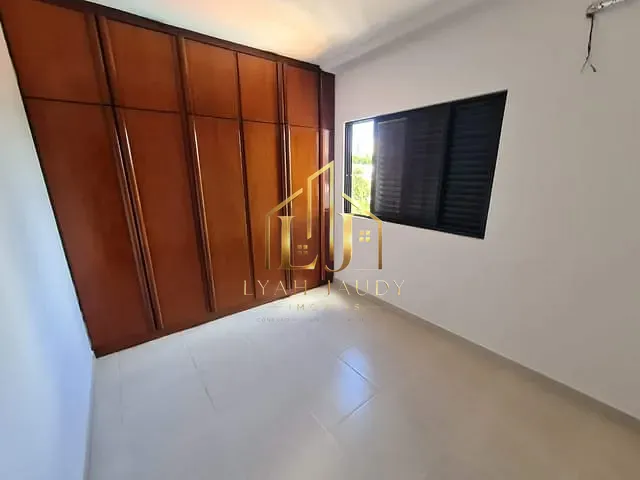 Apartamento com 181m² 3 quartos e 1 banheiro, à venda, no bairro Araés em Cuiabá