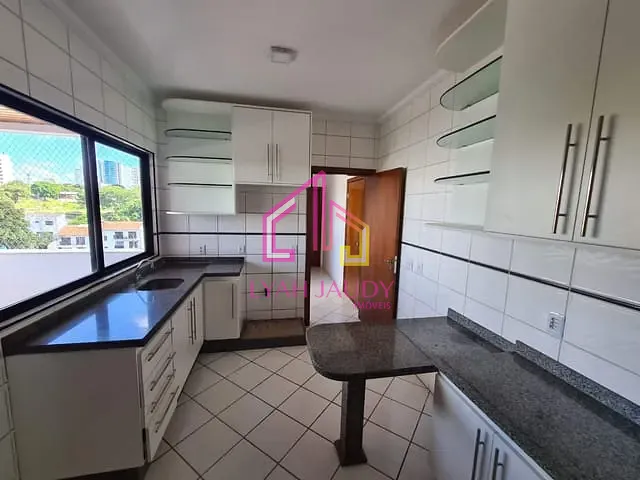 Apartamento com 181m² 3 quartos e 1 banheiro, à venda, no bairro Araés em Cuiabá