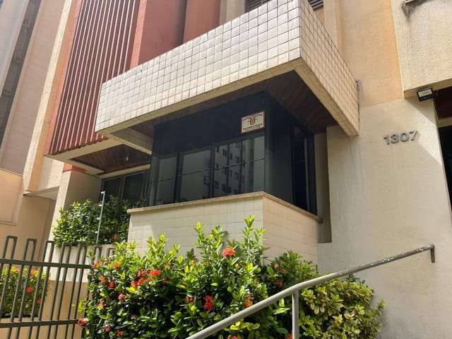 Foto do Apartamento - Apartamento com 3 dormitórios à venda, por R$ 320.000 - Bristol - Centro - Londrina/PR | Grupo Mitral Imóveis
