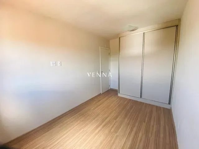 Apartamento 2 quartos e 2 banheiros, à venda, no bairro Aurora em Londrina