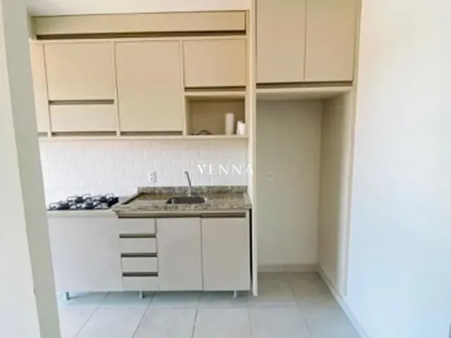 Apartamento 2 quartos e 2 banheiros, à venda, no bairro Aurora em Londrina