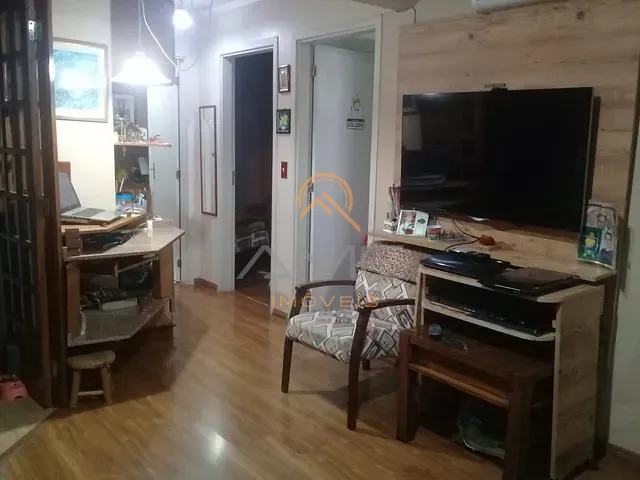 Apartamento 2 quartos e 1 banheiro, à venda, no bairro Três Vendas em Pelotas