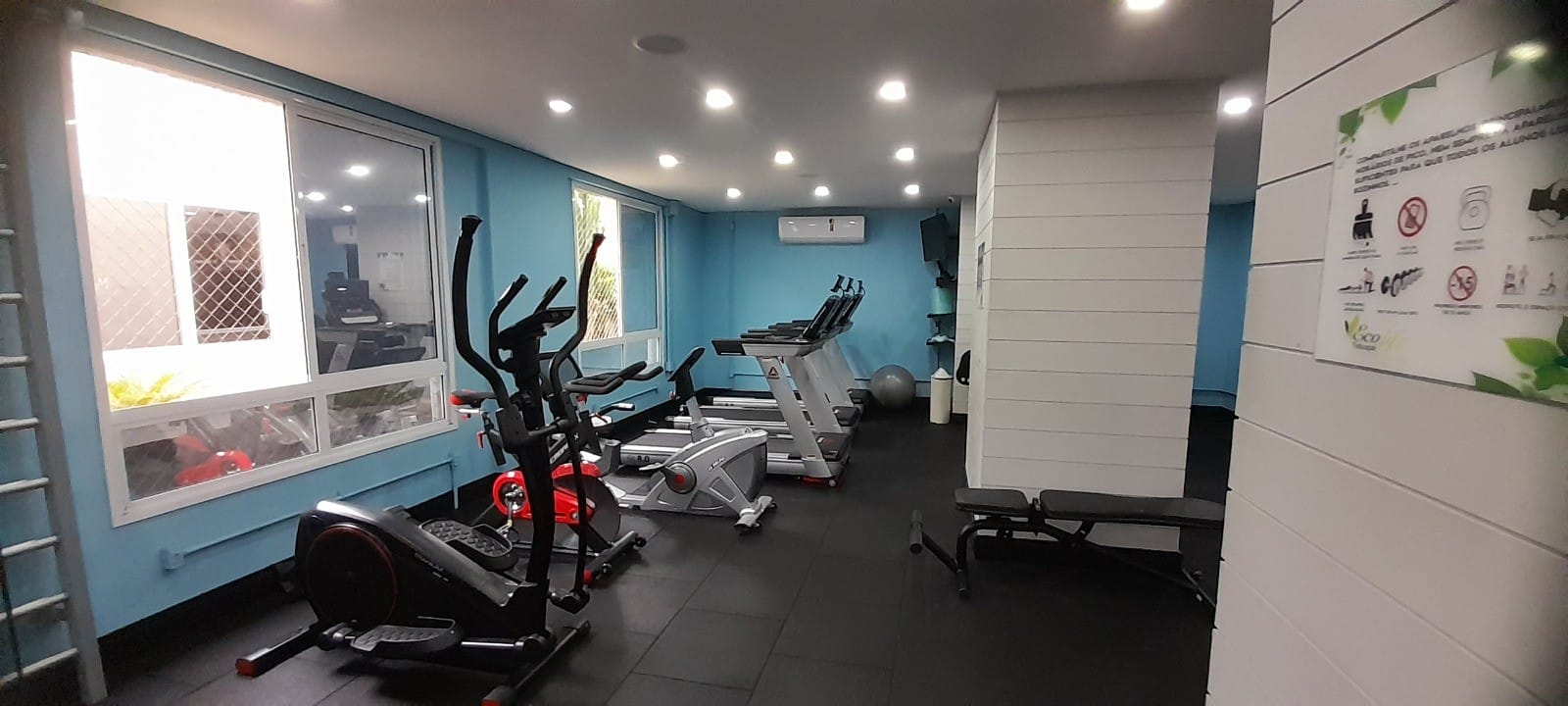 Apartamento à venda com 2 quartos, 82m² - Foto 3