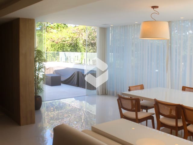 Apartamento com 308m² 4 quartos e 5 banheiros, à venda, no bairro Barra da Tijuca em Rio de Janeiro