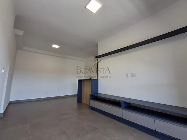 Apartamento 3 quartos e 2 banheiros, para alugar, no bairro Jardim Maristela em Atibaia