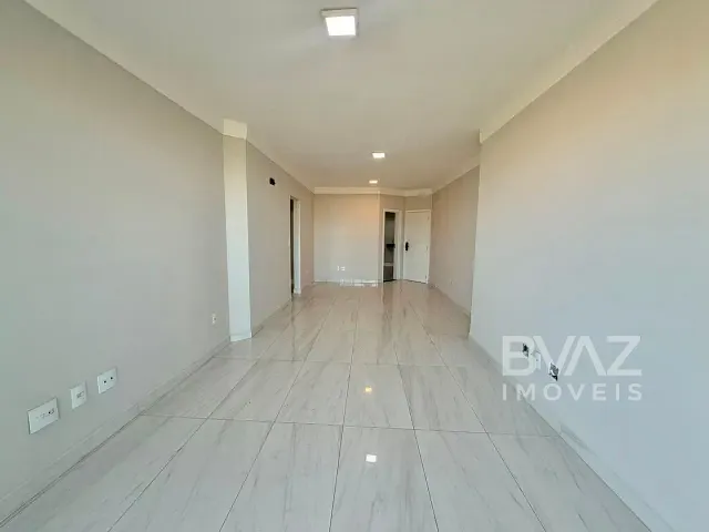 Apartamento 3 quartos e 2 banheiros, à venda ou para alugar, no bairro Braga em Cabo Frio