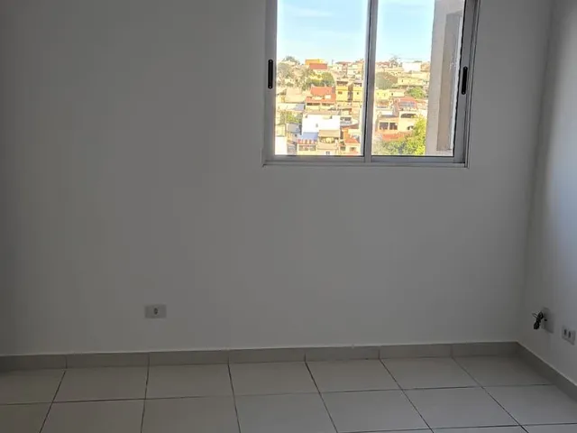 Apartamento 2 quartos e 1 banheiro, para alugar, no bairro Jardim Tango em São Paulo