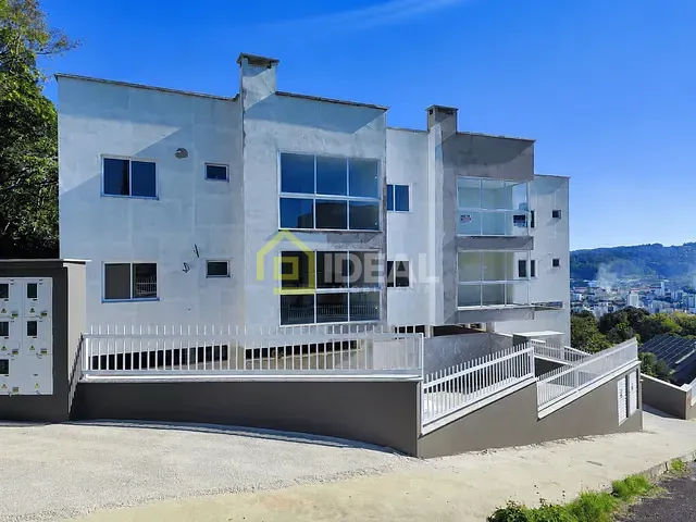 Apartamento 2 quartos e 2 banheiros, à venda, no bairro Centro em Concórdia