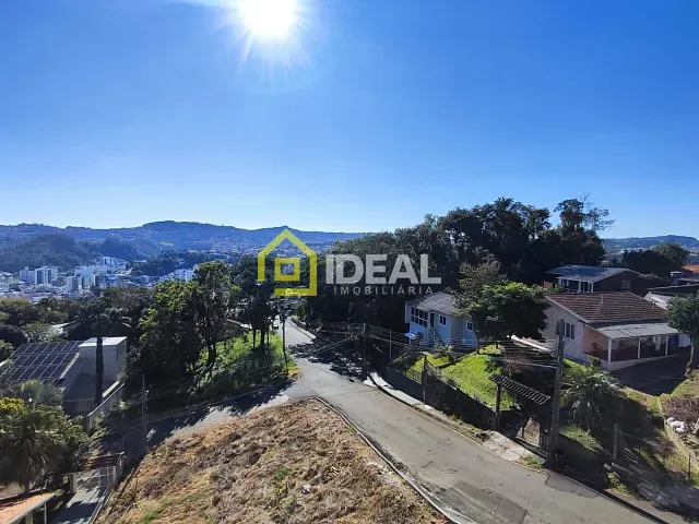 Apartamento 2 quartos e 2 banheiros, à venda, no bairro Centro em Concórdia